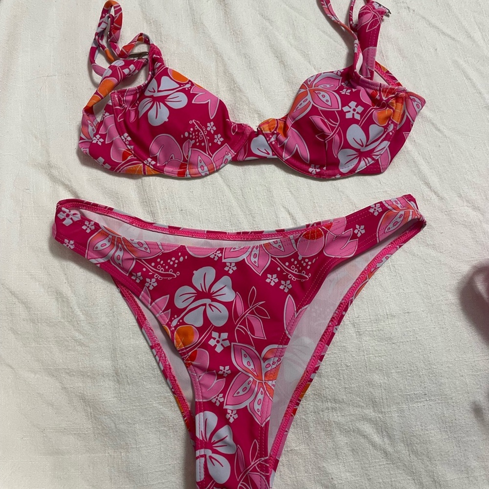 SHEIN Pink Floral Bikini
